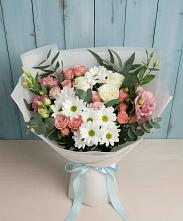 Букет цветов из:  Розы, Лизиантусы и Хризантемы в Кошехабльском