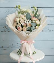 Букет цветов из:  Розы и Лизиантусы #REPLACE_PRED# Кошехабльском