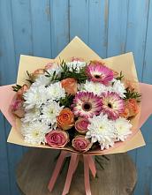 Букет цветов из:  Розы, Герберы и Хризантемы в Кошехабльском