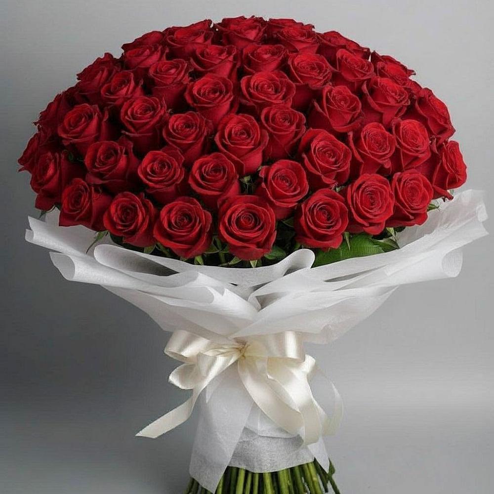 Букет 101 Красная роза Блэк Мэджик в Кошехабльском