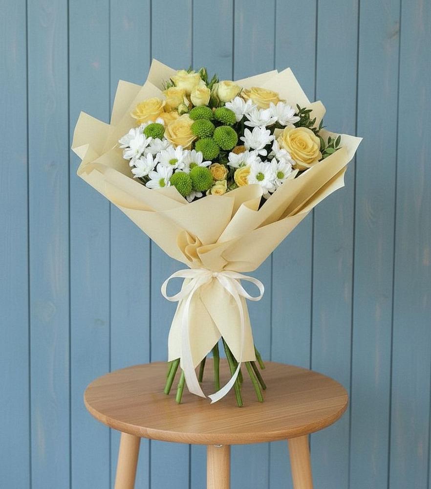 Букет цветов из: Хризантемы и Розы в Кошехабльском