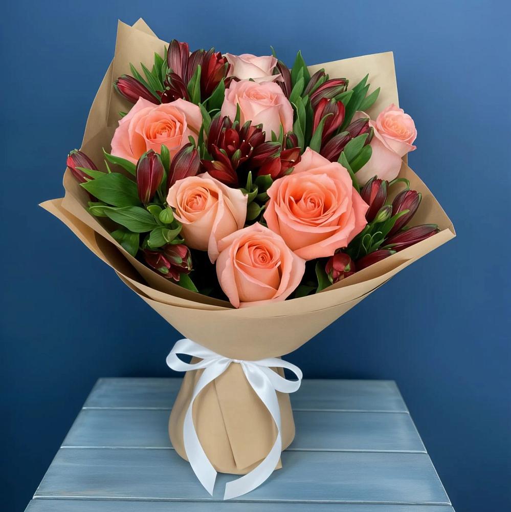 Букет цветов из: Розы и Альстромерии в Кошехабльском