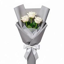 Букет 3 белые розы #REPLACE_PRED# Кошехабльском