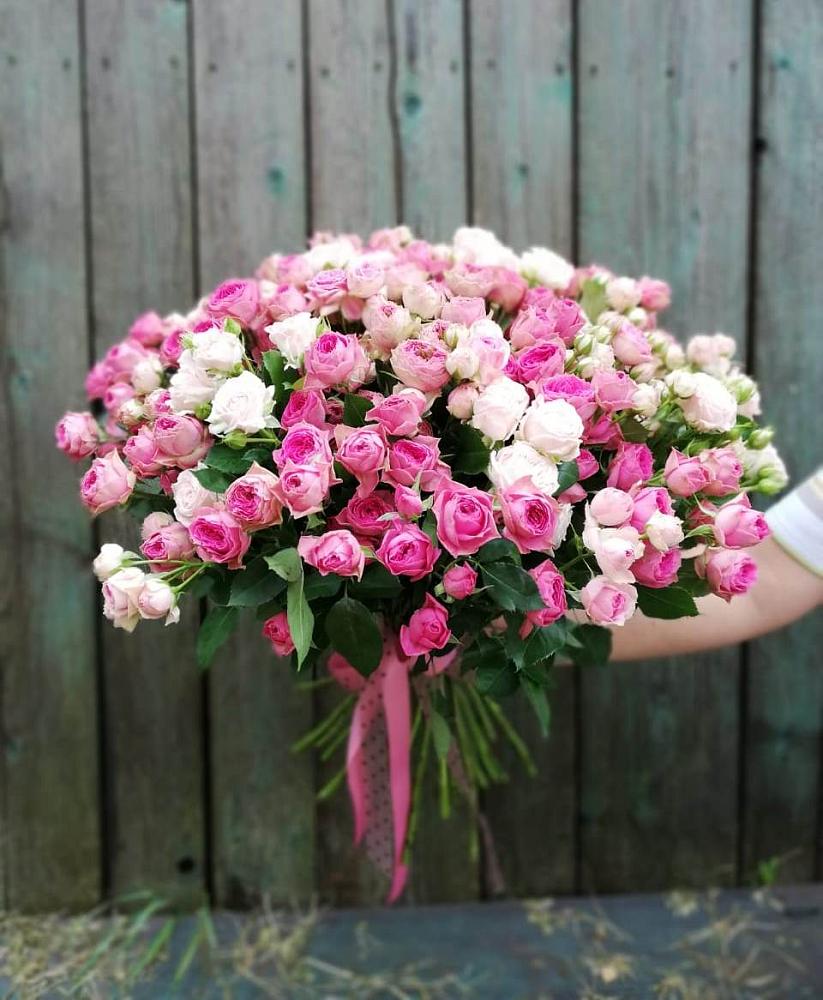 Букет Розовые кустовые розы Натали и Лав Лидия в Кошехабльском