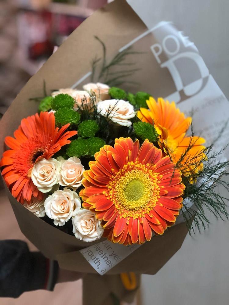 Букет цветов из: Герберы, Хризантемы и Розы в Кошехабльском